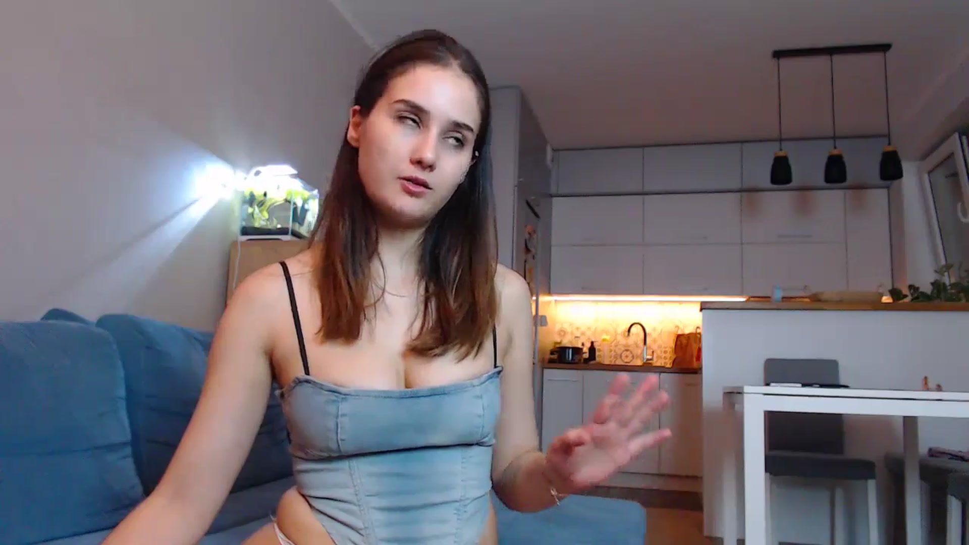 Gallery image thumbnail from YoungLilMary's myfreecams stream on, 08/24/2024, 24:11 image 17 of 20