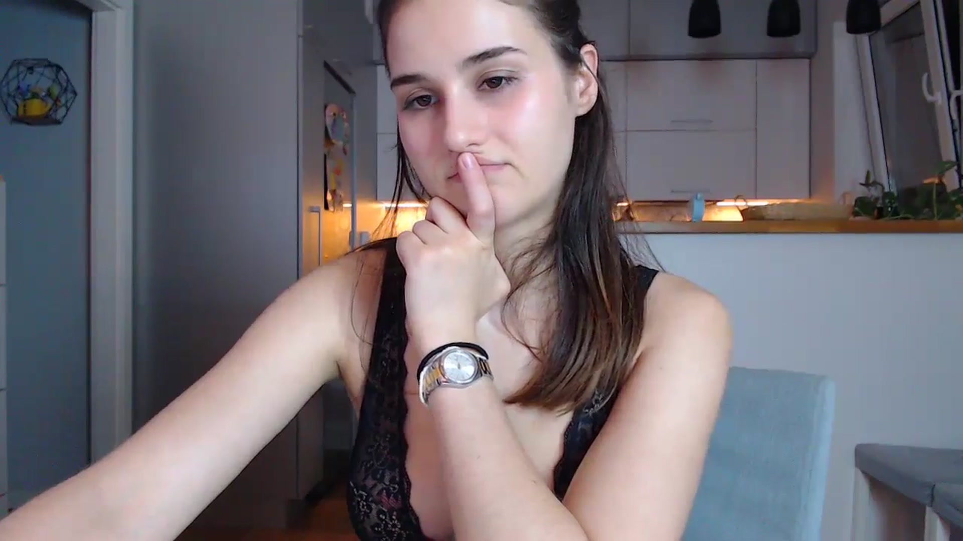Gallery image thumbnail from YoungLilMary's myfreecams stream on, 08/24/2024, 23:25 image 12 of 20