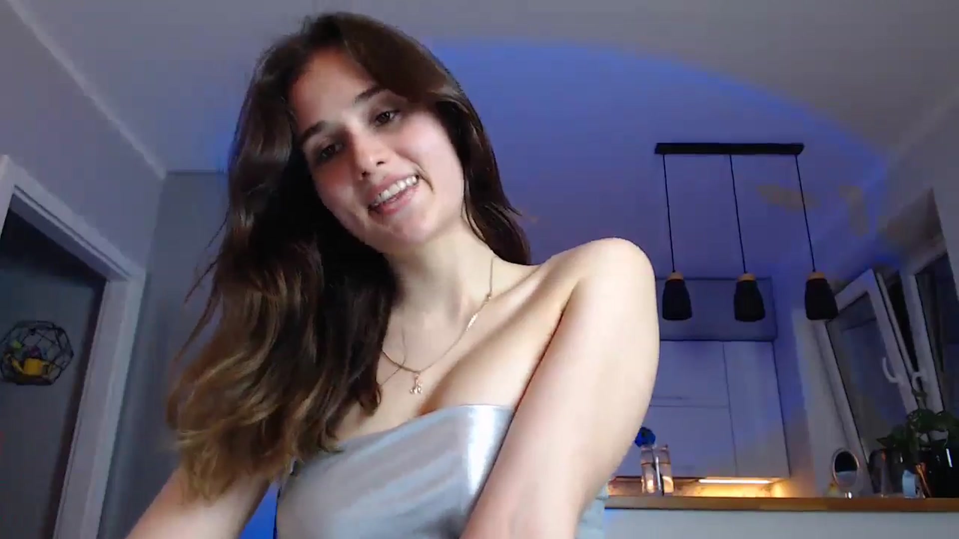 Gallery image thumbnail from YoungLilMary's myfreecams stream on, 09/11/2024, 23:22 image 7 of 20