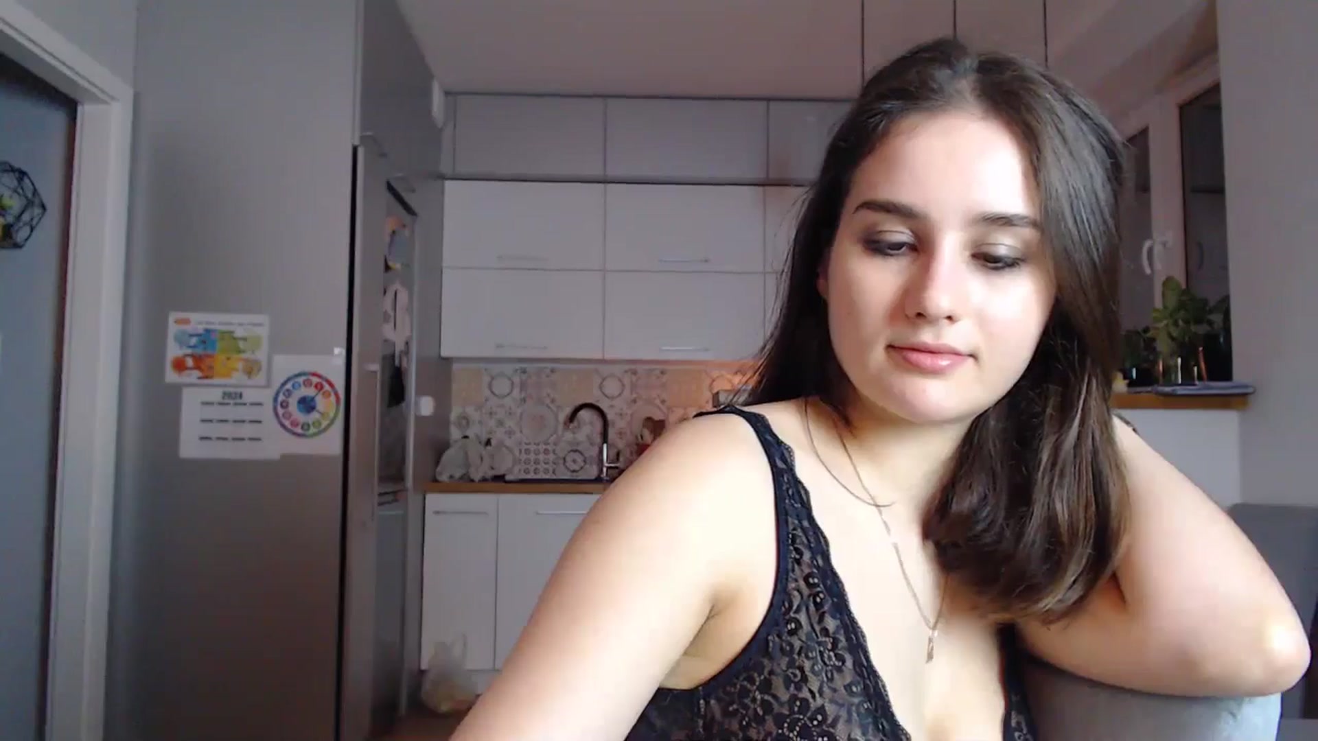Gallery image thumbnail from YoungLilMary's myfreecams stream on, 11/06/2024, 01:00 image 15 of 20