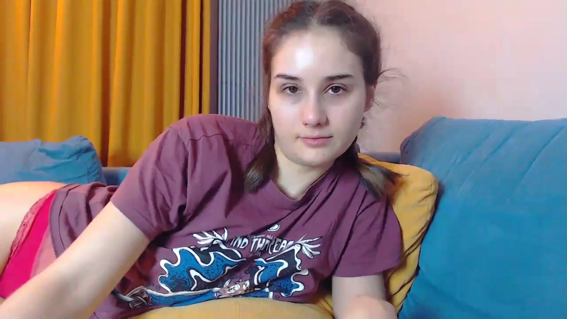 Gallery image thumbnail from YoungLilMary's myfreecams stream on, 11/28/2024, 03:05 image 3 of 20