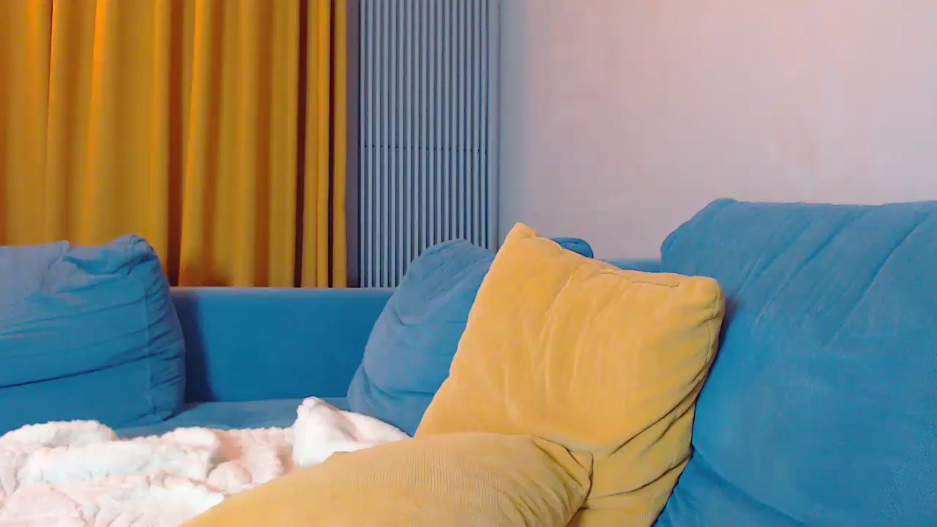 Gallery image thumbnail from YoungLilMary's myfreecams stream on, 11/28/2024, 03:05 image 4 of 20