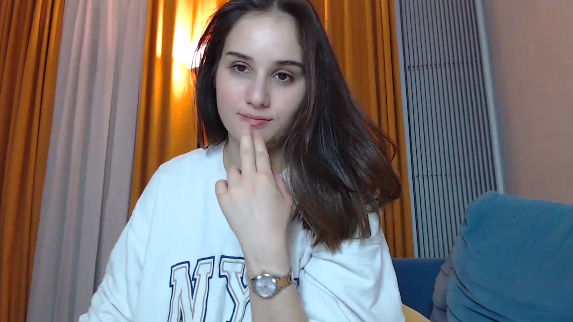 Gallery image thumbnail from YoungLilMary's myfreecams stream on, 11/29/2024, 05:33 image 20 of 20