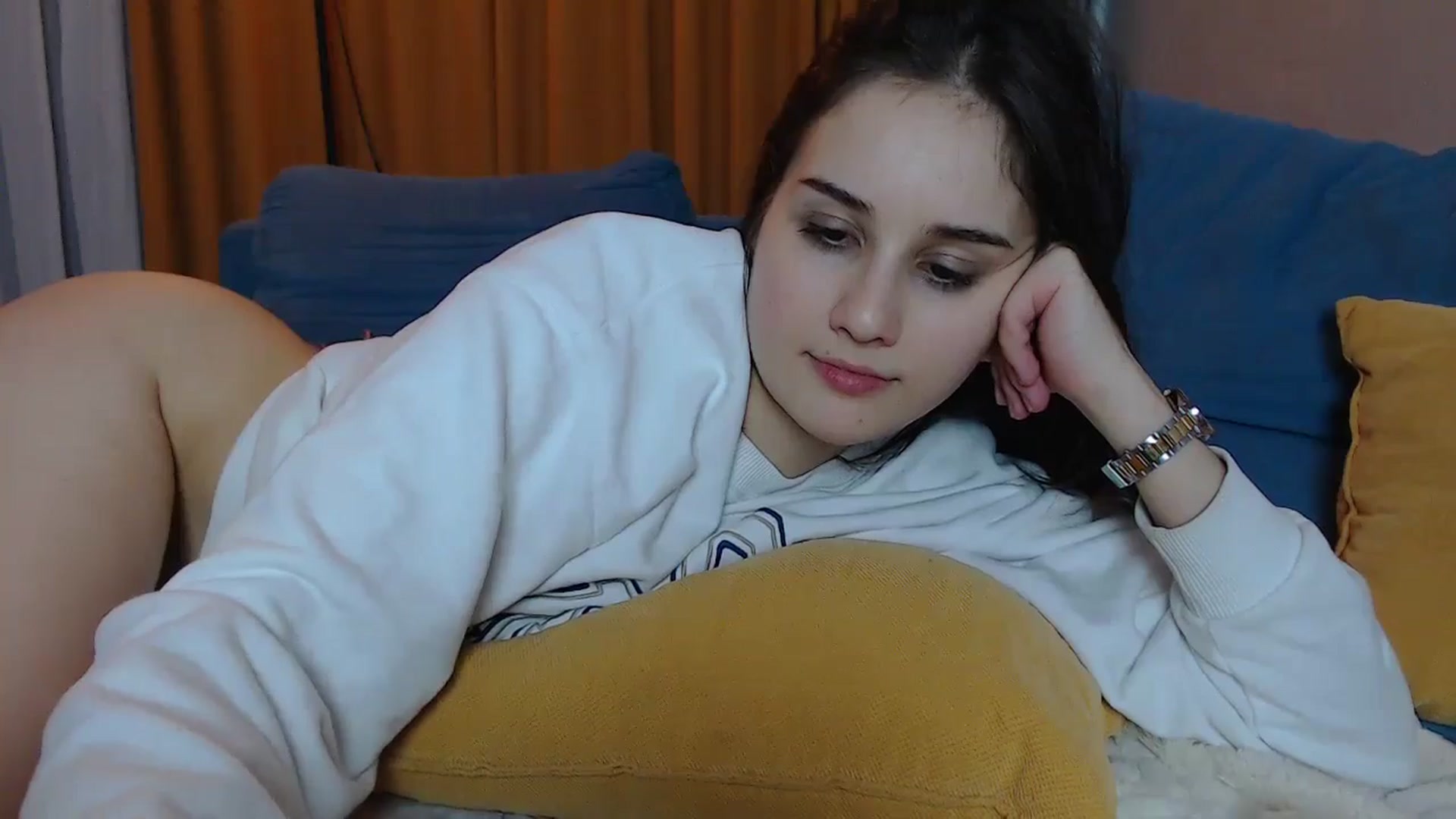 Gallery image thumbnail from YoungLilMary's myfreecams stream on, 11/29/2024, 05:33 image 17 of 20