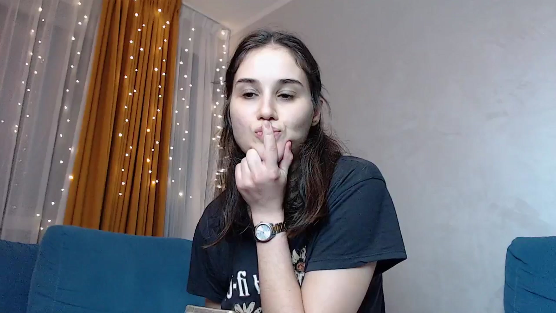 Gallery image thumbnail from YoungLilMary's myfreecams stream on, 12/22/2024, 20:24 image 12 of 20
