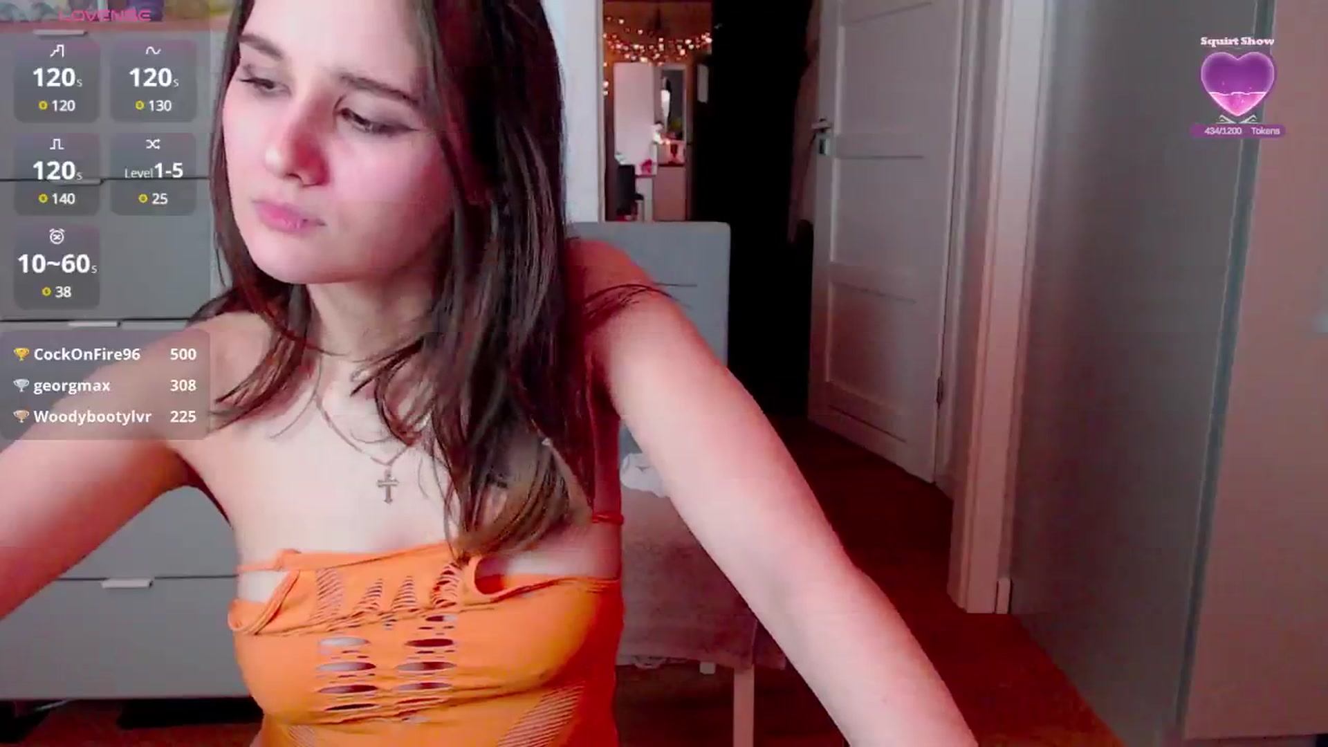 Gallery image thumbnail from YoungLilMary's myfreecams stream on, 12/25/2024, 03:27 image 9 of 20