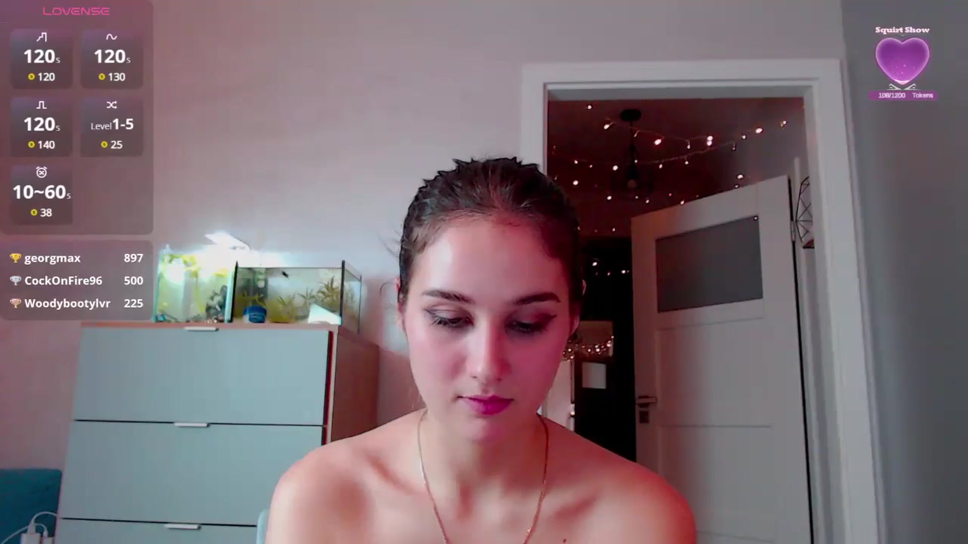 Gallery image thumbnail from YoungLilMary's myfreecams stream on, 12/25/2024, 04:02 image 4 of 20