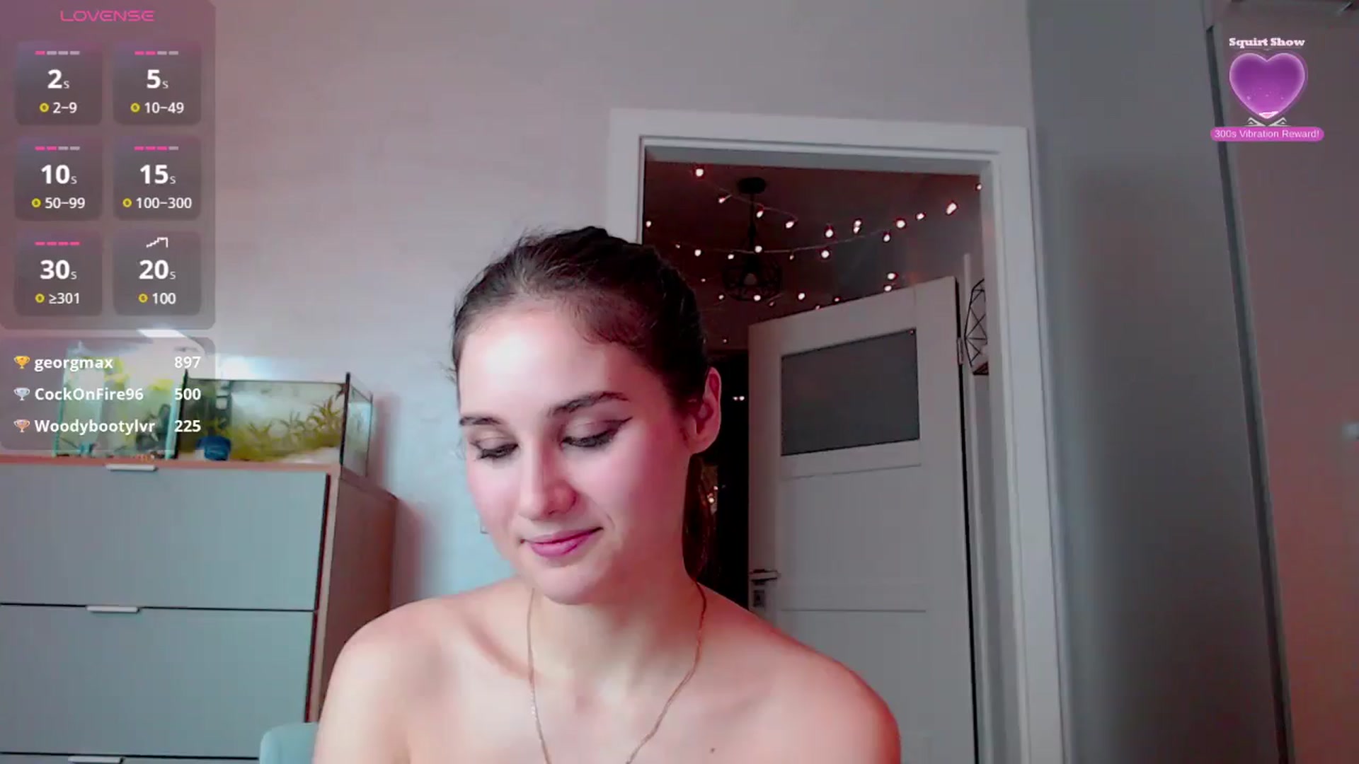 Gallery image thumbnail from YoungLilMary's myfreecams stream on, 12/25/2024, 04:02 image 18 of 20