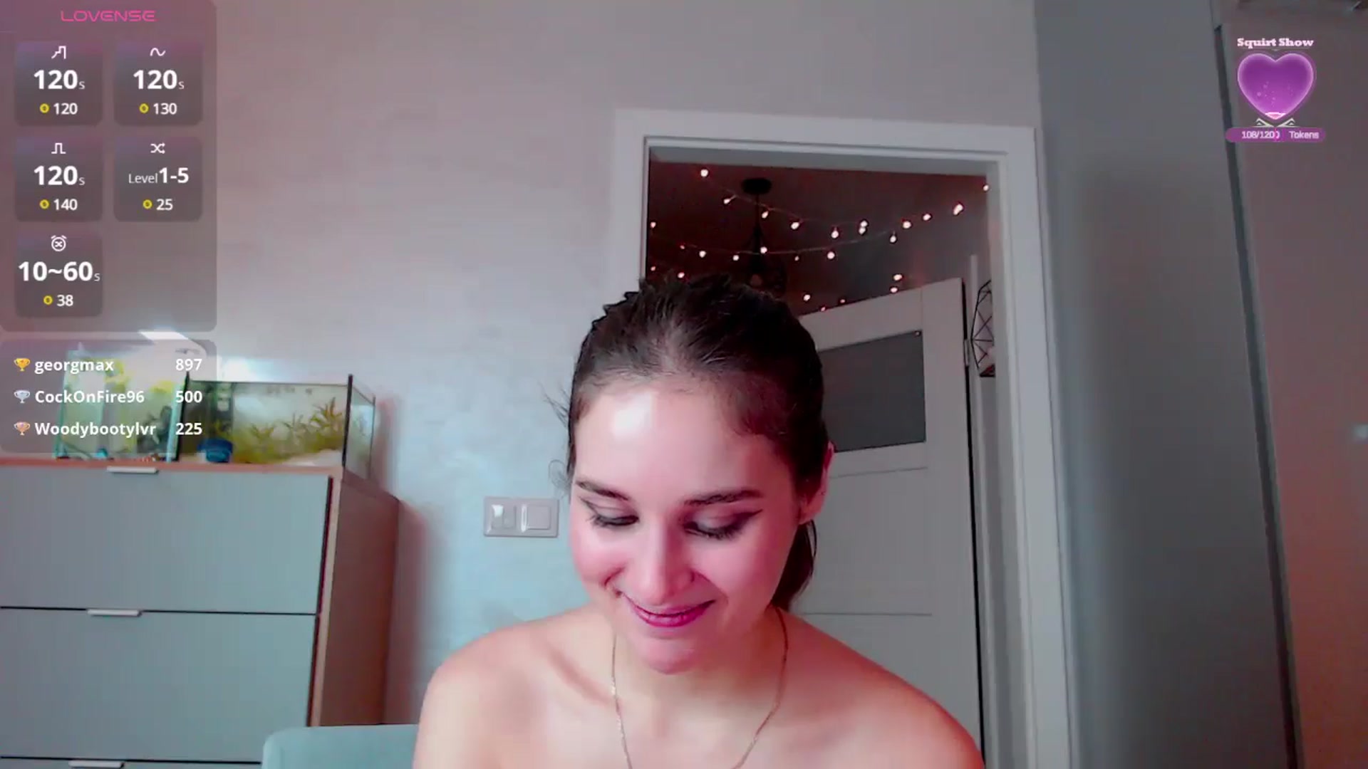 Gallery image thumbnail from YoungLilMary's myfreecams stream on, 12/25/2024, 04:02 image 7 of 20