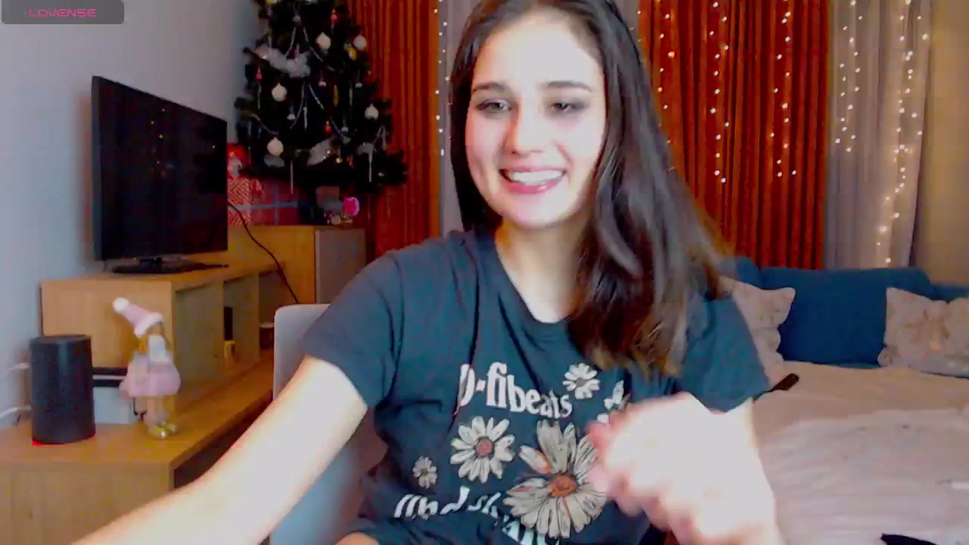 Gallery image thumbnail from YoungLilMary's myfreecams stream on, 12/30/2024, 04:24 image 15 of 20
