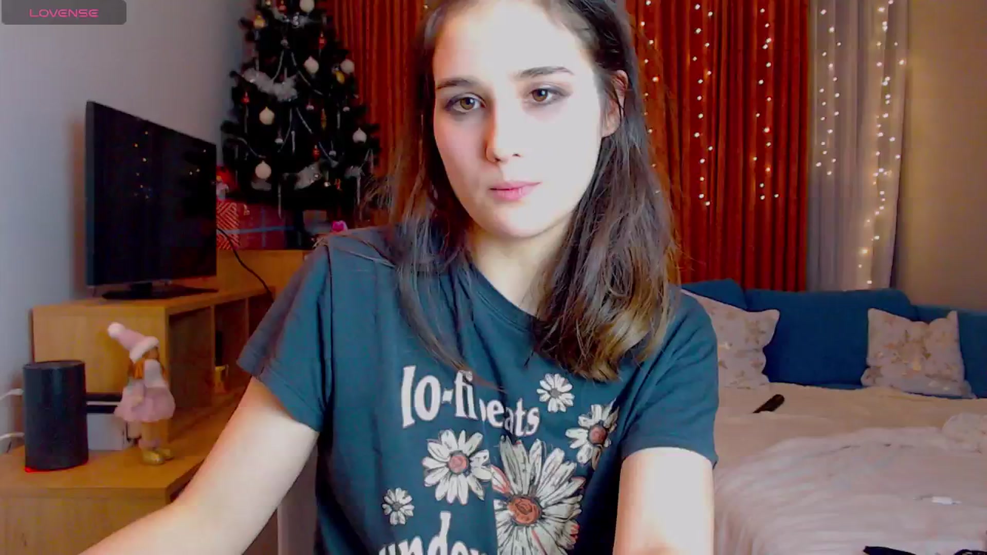 Gallery image thumbnail from YoungLilMary's myfreecams stream on, 12/30/2024, 04:24 image 16 of 20