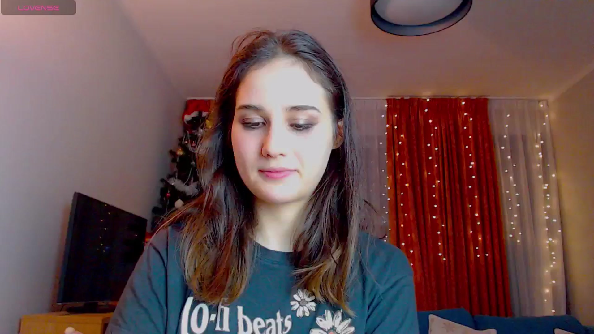 Gallery image thumbnail from YoungLilMary's myfreecams stream on, 12/30/2024, 04:24 image 14 of 20