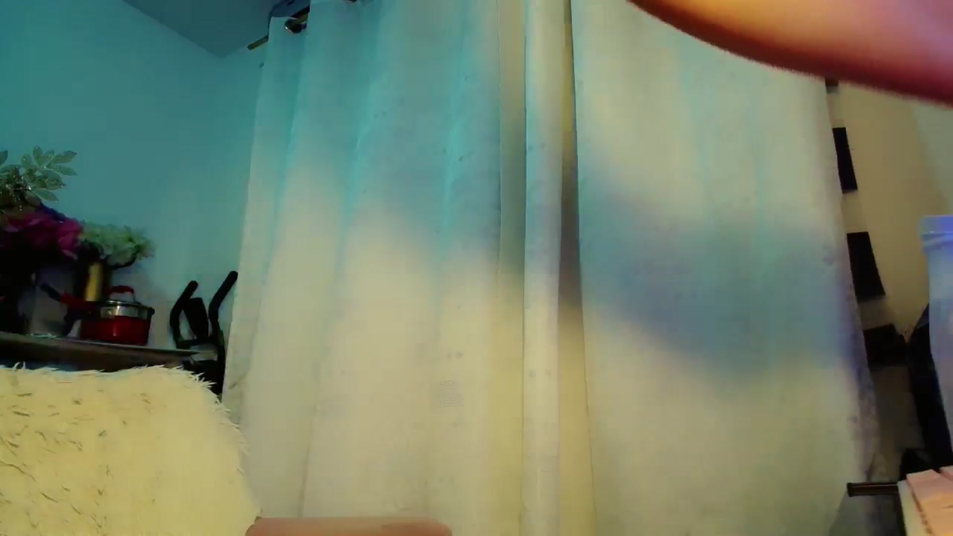 Gallery image thumbnail from YoungRouse's myfreecams stream on, 09/30/2024, 01:46 image 8 of 20