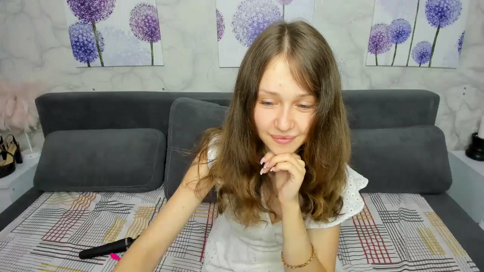 Gallery image thumbnail from Young_Afina's myfreecams stream on, 08/10/2025, 10:09 image 3 of 20