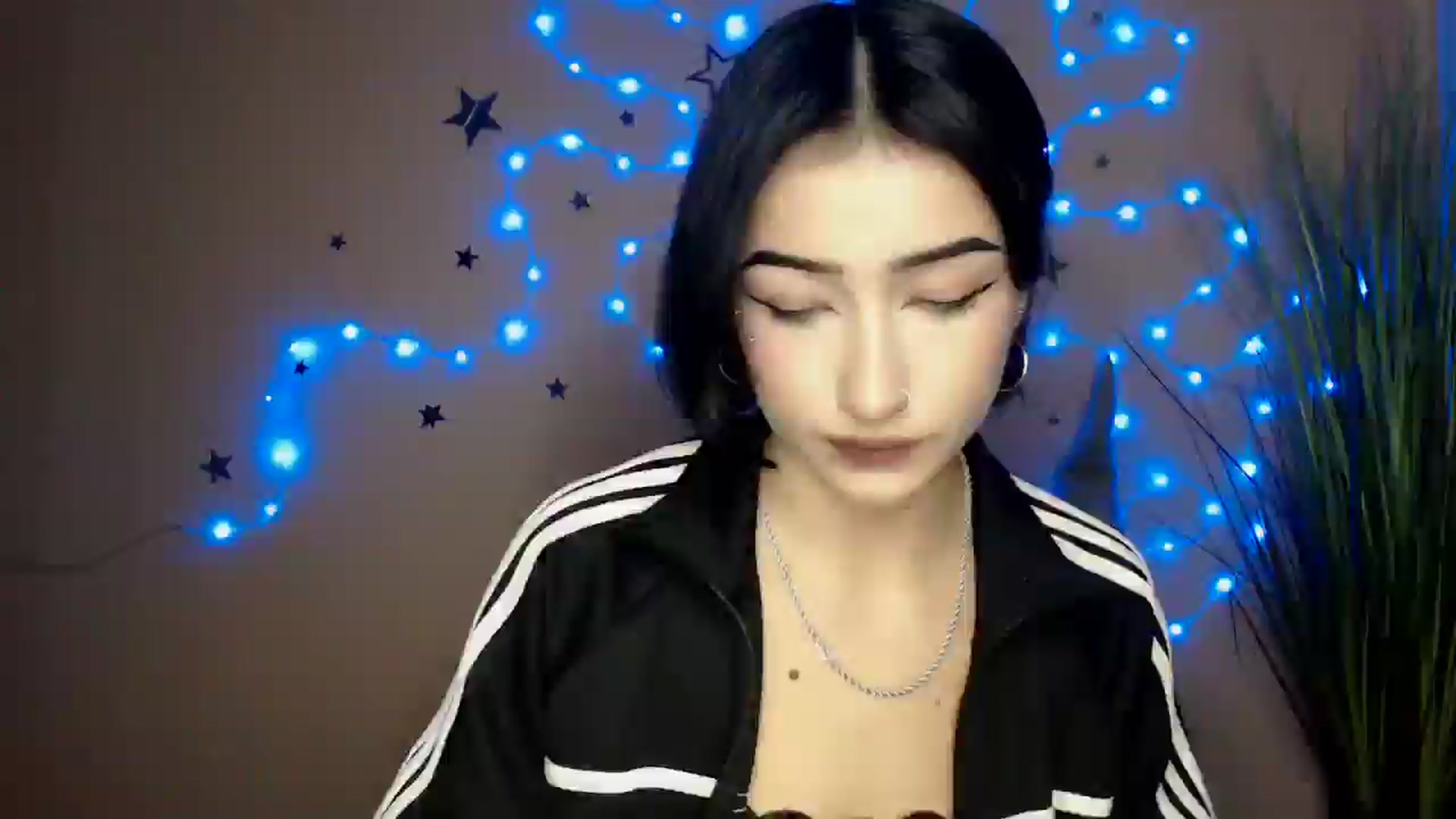 Gallery image thumbnail from Young_Evil's myfreecams stream on, 12/22/2025, 15:45 image 19 of 20