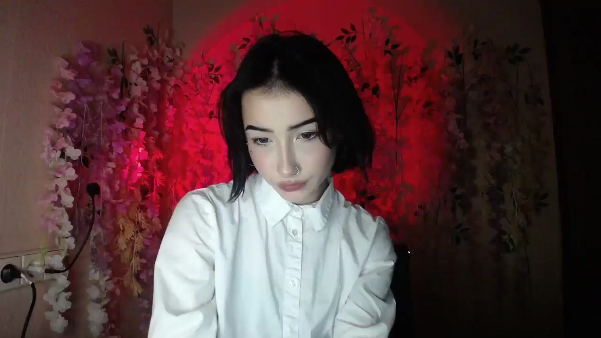 Gallery image thumbnail from Young_Evil's myfreecams stream on, 12/23/2025, 16:50 image 20 of 20