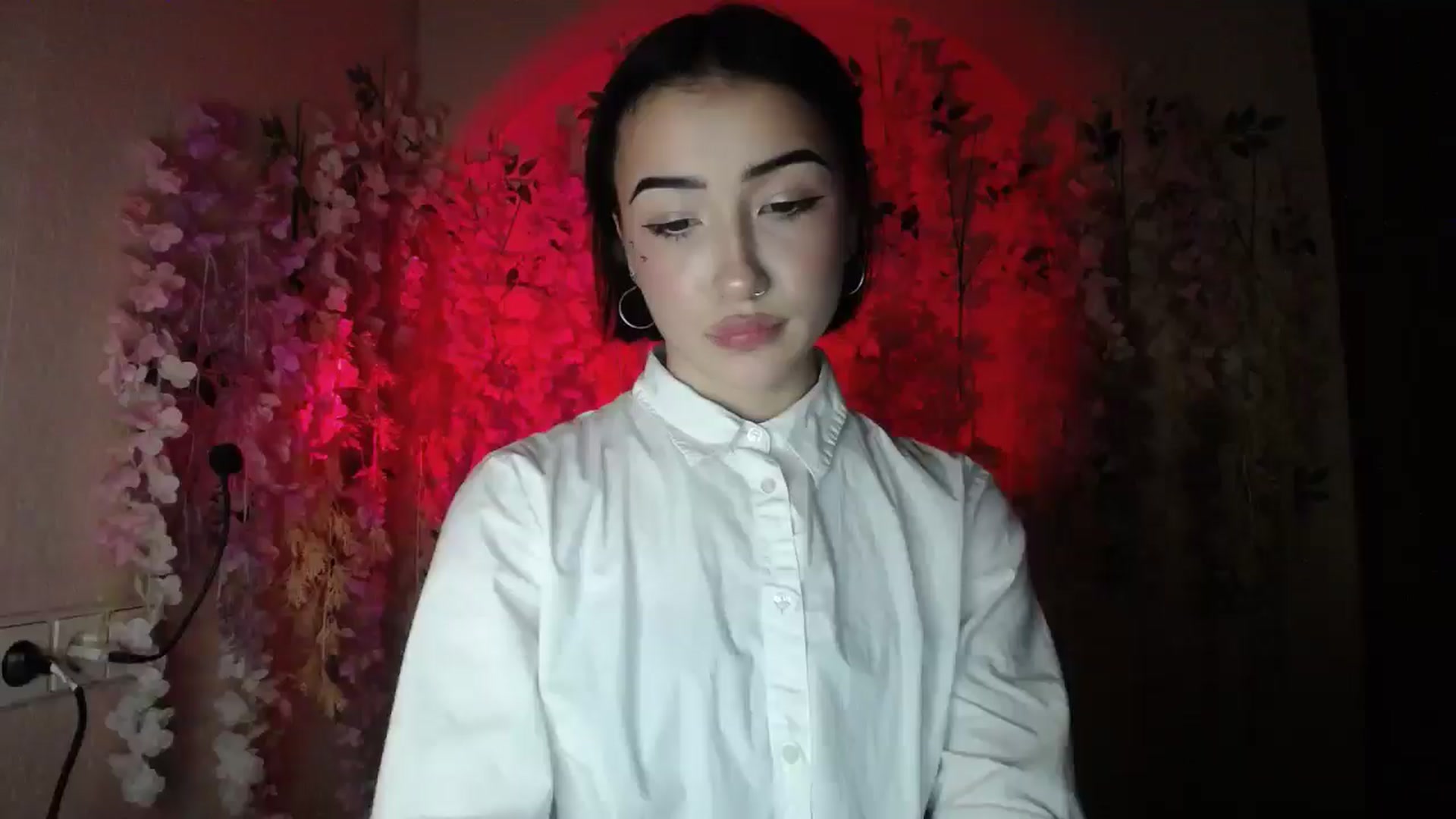 Gallery image thumbnail from Young_Evil's myfreecams stream on, 12/23/2025, 16:50 image 1 of 20