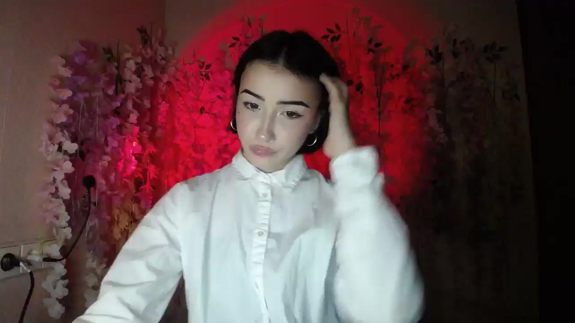 Gallery image thumbnail from Young_Evil's myfreecams stream on, 12/23/2025, 16:50 image 2 of 20