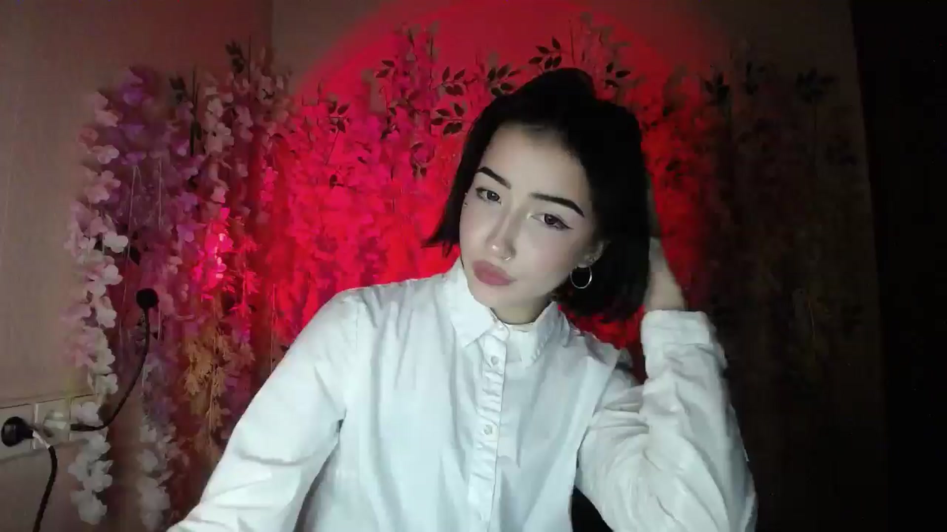 Gallery image thumbnail from Young_Evil's myfreecams stream on, 12/23/2025, 16:50 image 19 of 20