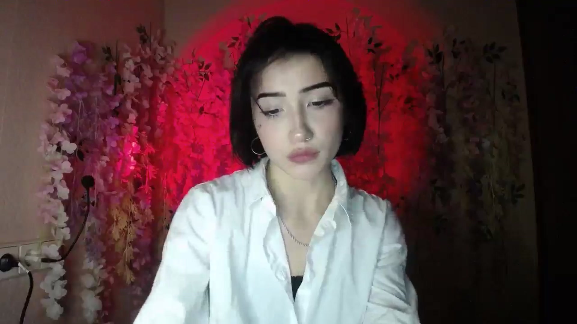 Gallery image thumbnail from Young_Evil's myfreecams stream on, 12/23/2025, 18:09 image 7 of 20