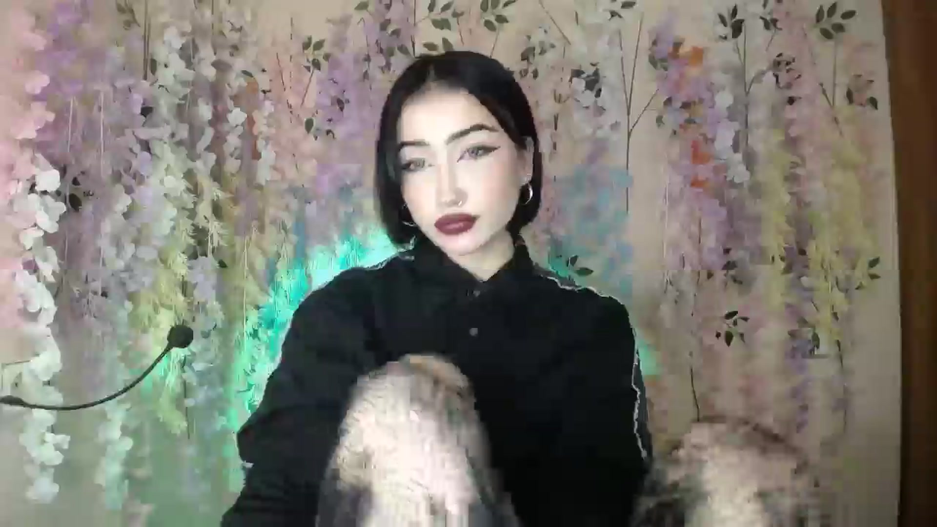 Gallery image thumbnail from Young_Evil's myfreecams stream on, 12/24/2025, 16:13 image 3 of 20