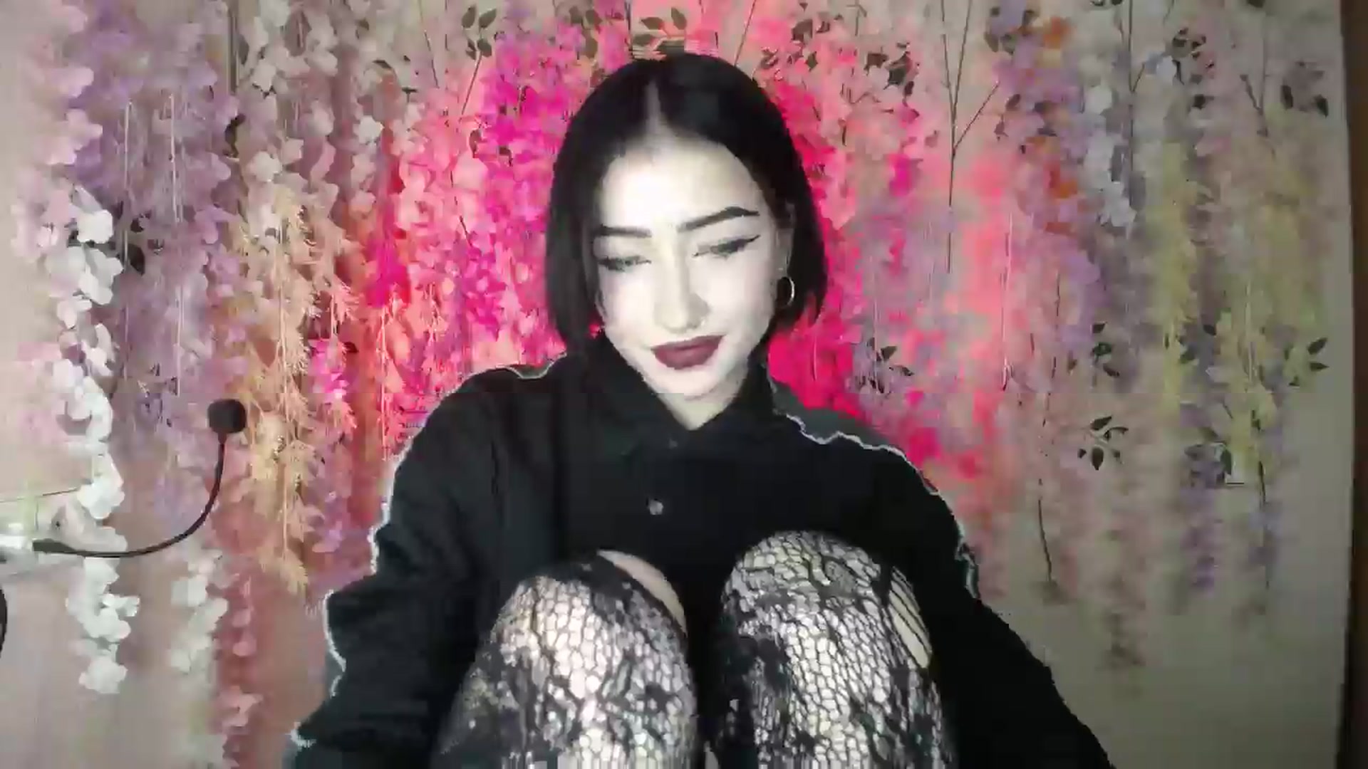 Gallery image thumbnail from Young_Evil's myfreecams stream on, 12/24/2025, 17:48 image 20 of 20