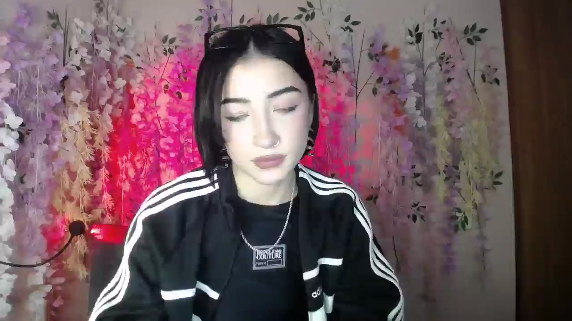 Gallery image thumbnail from Young_Evil's myfreecams stream on, 12/25/2025, 13:51 image 19 of 20