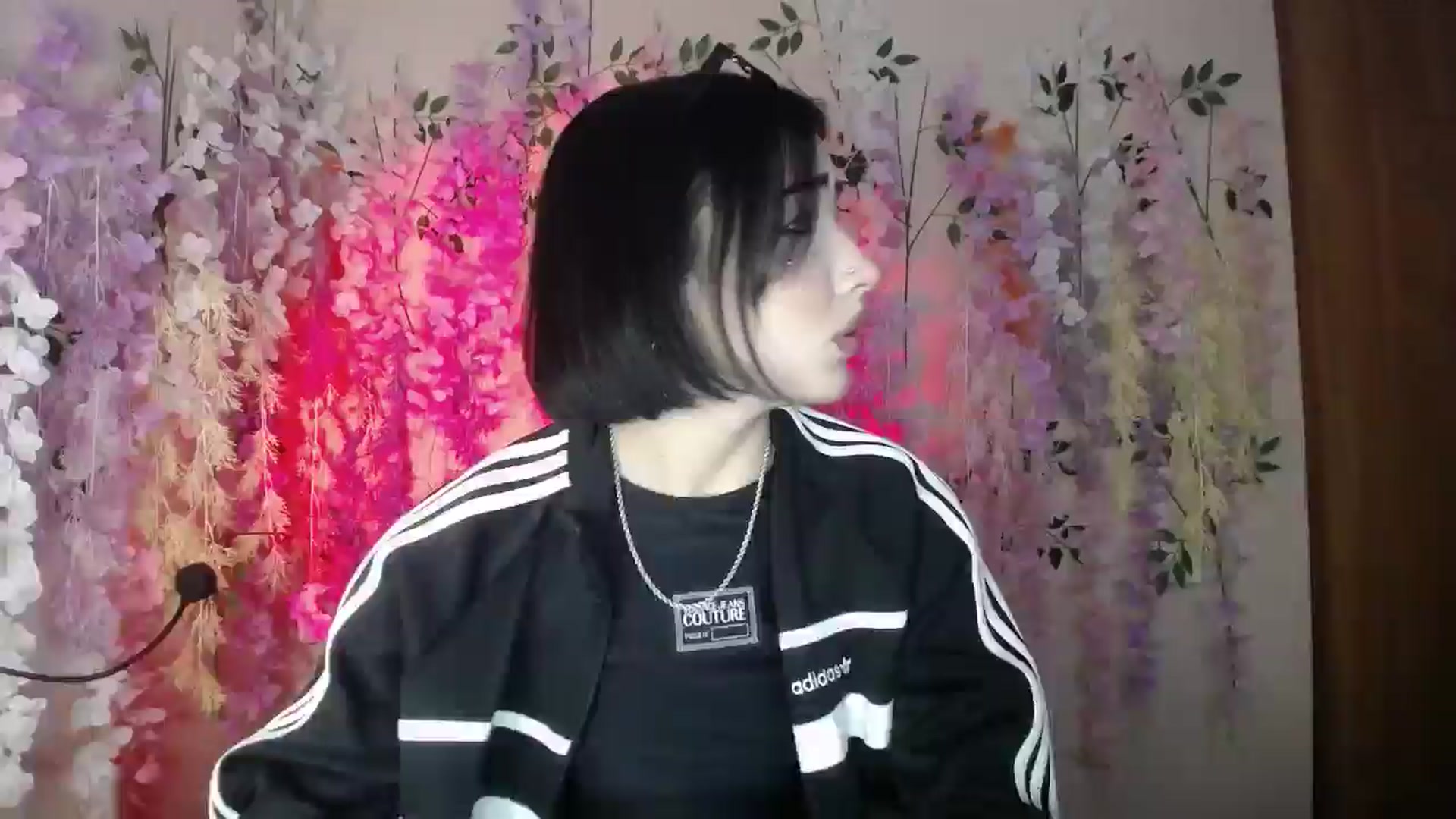 Gallery image thumbnail from Young_Evil's myfreecams stream on, 12/25/2025, 13:51 image 14 of 20
