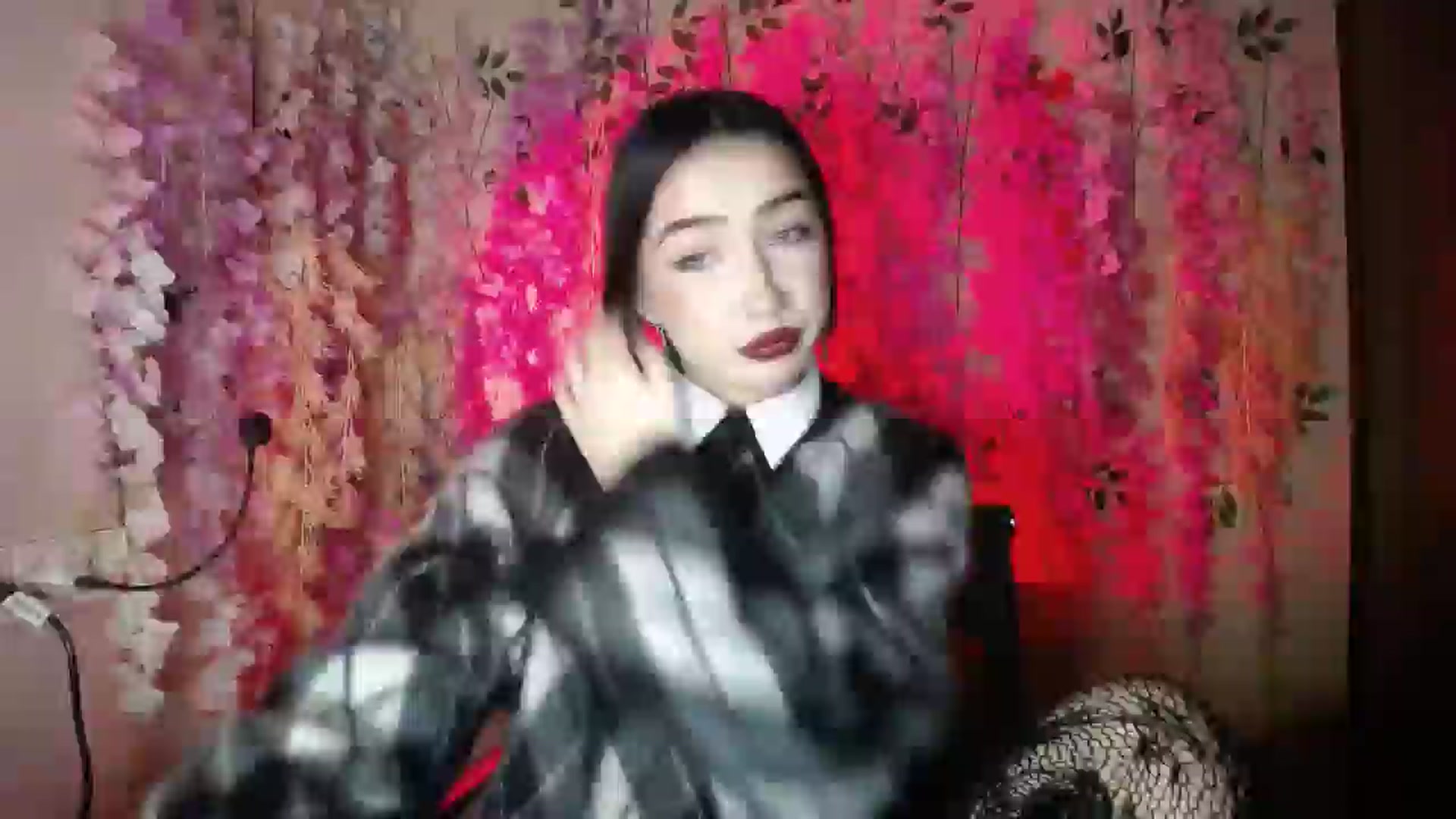 Gallery image thumbnail from Young_Evil's myfreecams stream on, 12/27/2025, 17:34 image 20 of 20