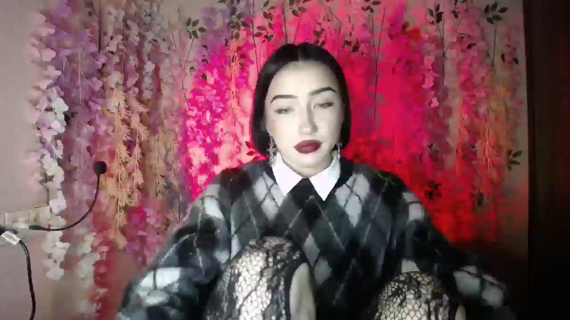 Gallery image thumbnail from Young_Evil's myfreecams stream on, 12/27/2025, 17:34 image 1 of 20