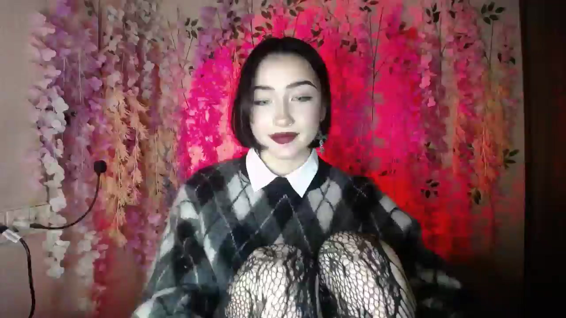 Gallery image thumbnail from Young_Evil's myfreecams stream on, 12/27/2025, 18:54 image 5 of 20