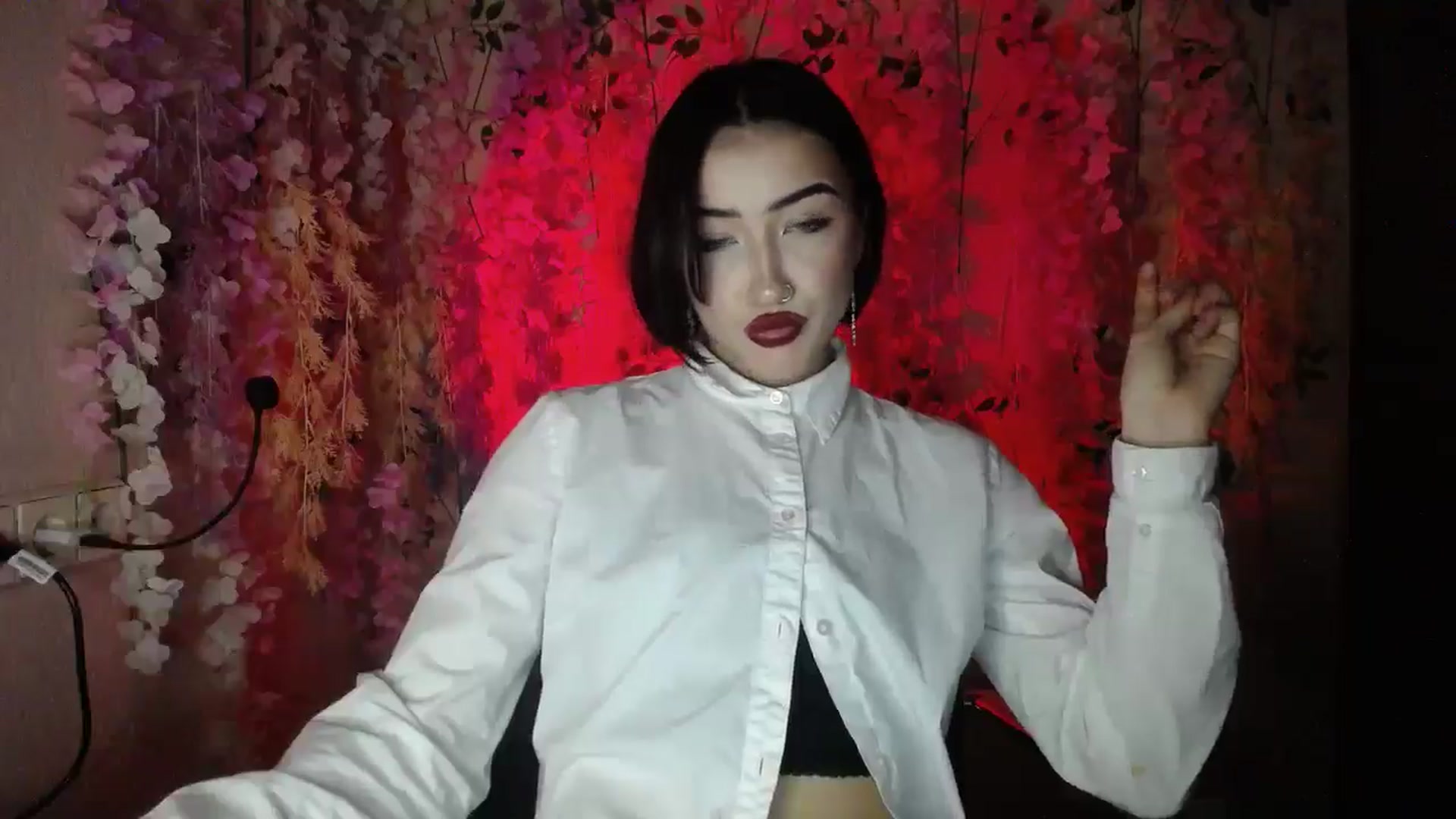 Gallery image thumbnail from Young_Evil's myfreecams stream on, 12/27/2025, 20:19 image 8 of 20