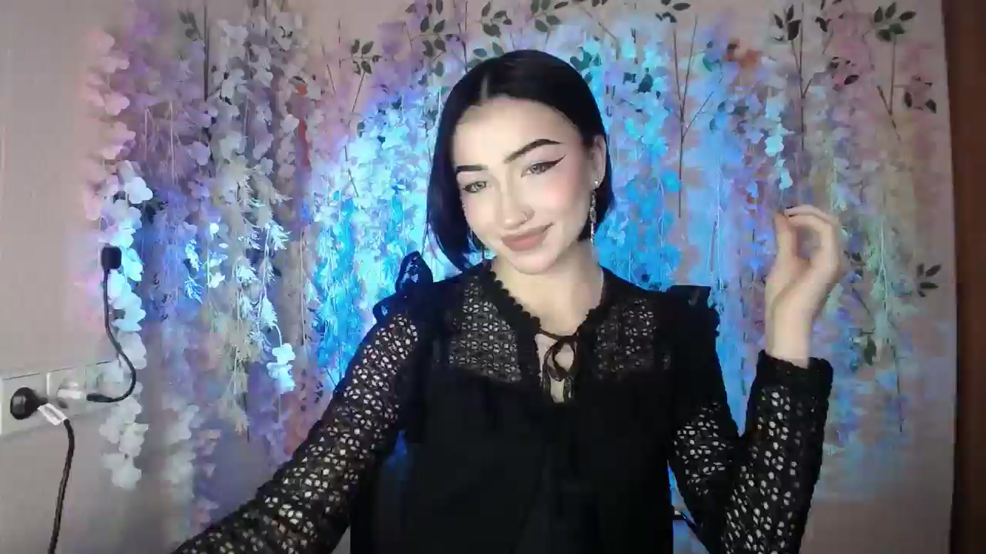 Gallery image thumbnail from Young_Evil's myfreecams stream on, 12/28/2025, 13:12 image 20 of 20