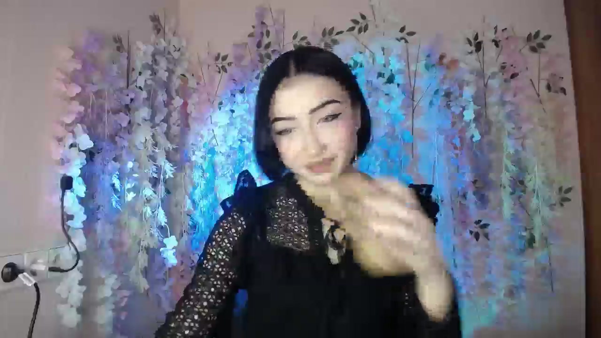 Gallery image thumbnail from Young_Evil's myfreecams stream on, 12/28/2025, 13:12 image 11 of 20