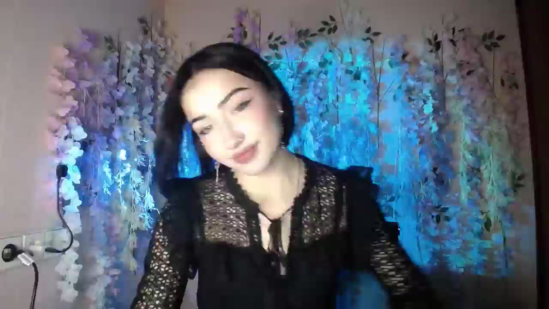 Gallery image thumbnail from Young_Evil's myfreecams stream on, 12/28/2025, 15:05 image 12 of 20