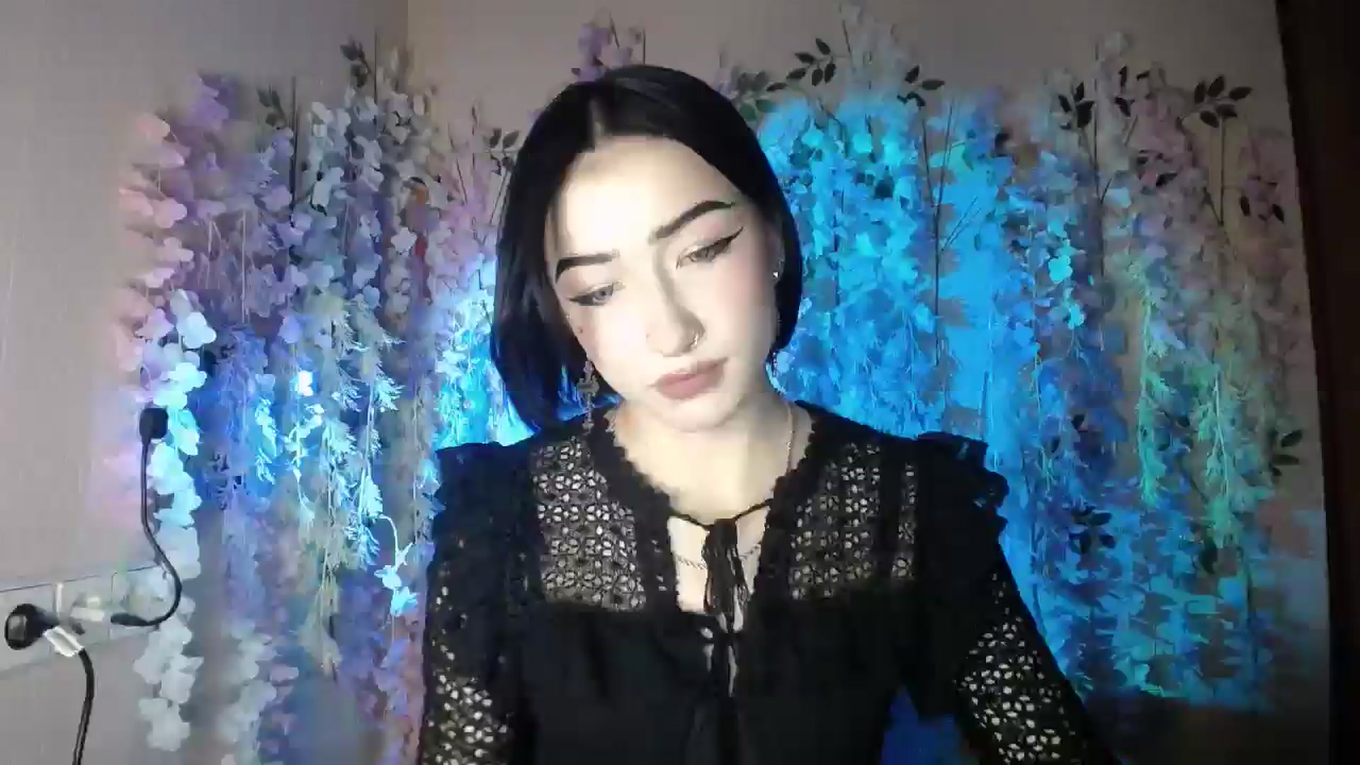 Gallery image thumbnail from Young_Evil's myfreecams stream on, 12/28/2025, 15:05 image 9 of 20