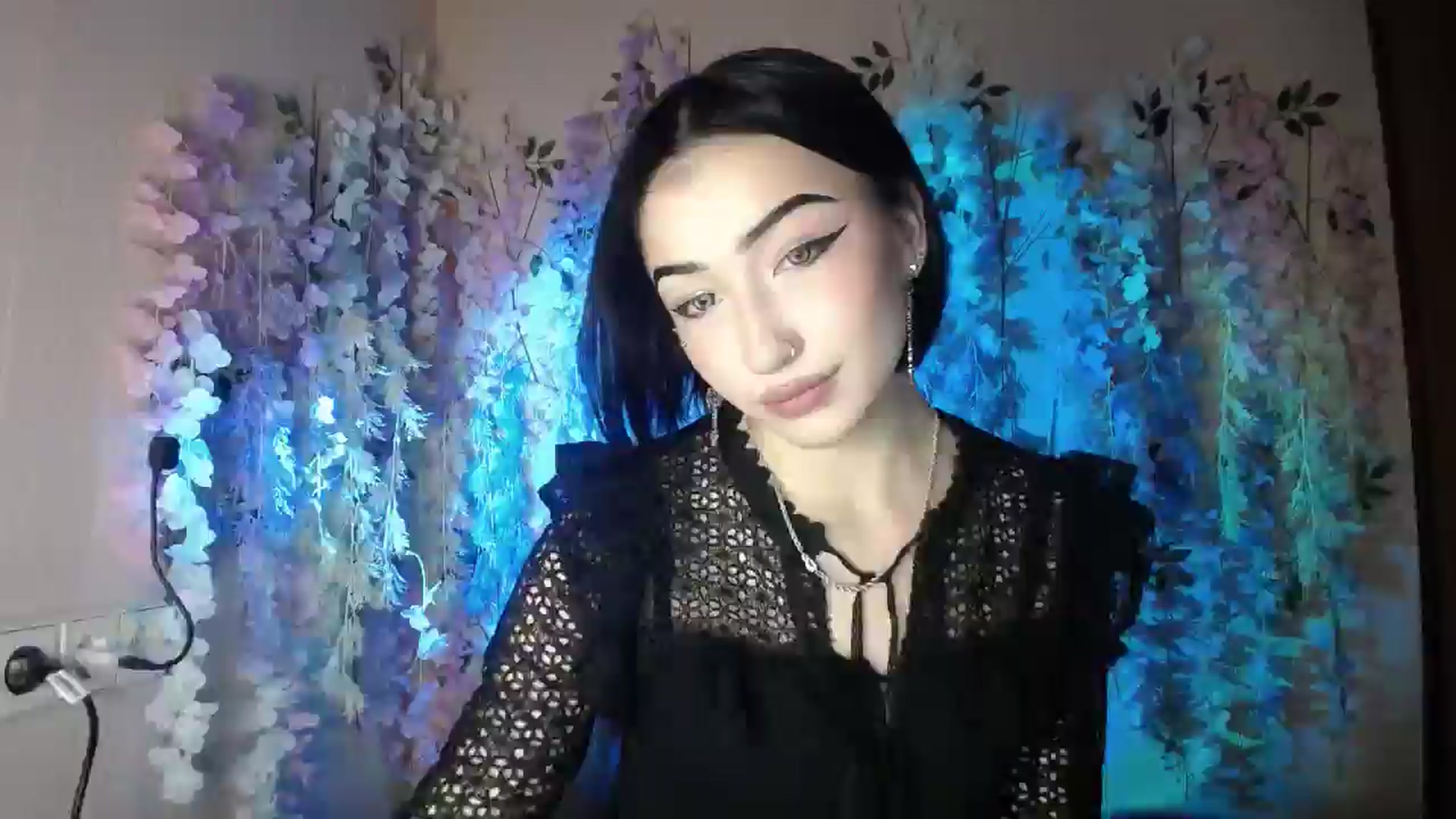 Gallery image thumbnail from Young_Evil's myfreecams stream on, 12/28/2025, 15:05 image 3 of 20