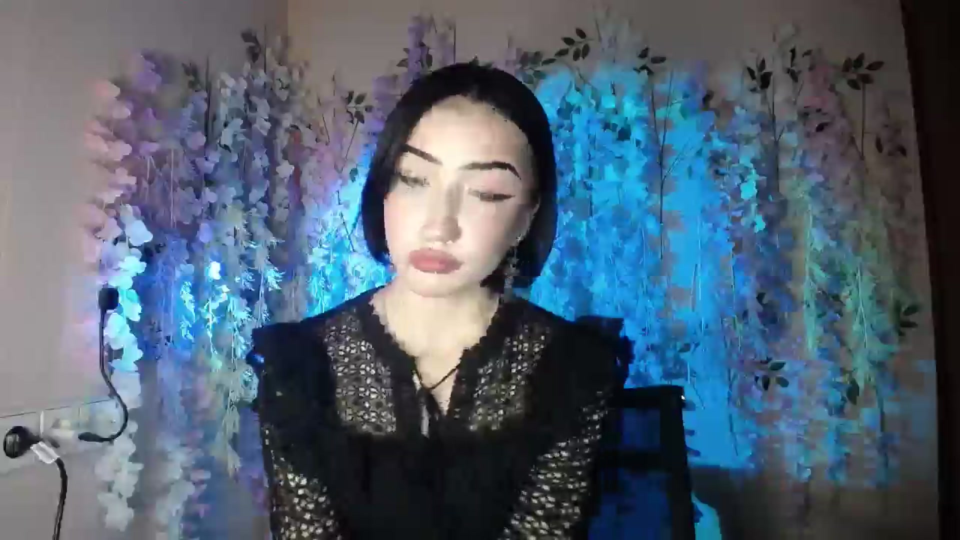 Gallery image thumbnail from Young_Evil's myfreecams stream on, 12/28/2025, 15:05 image 13 of 20