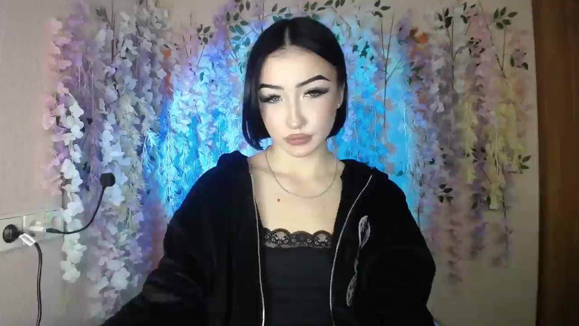 Gallery image thumbnail from Young_Evil's myfreecams stream on, 01/02/2026, 14:57 image 13 of 20