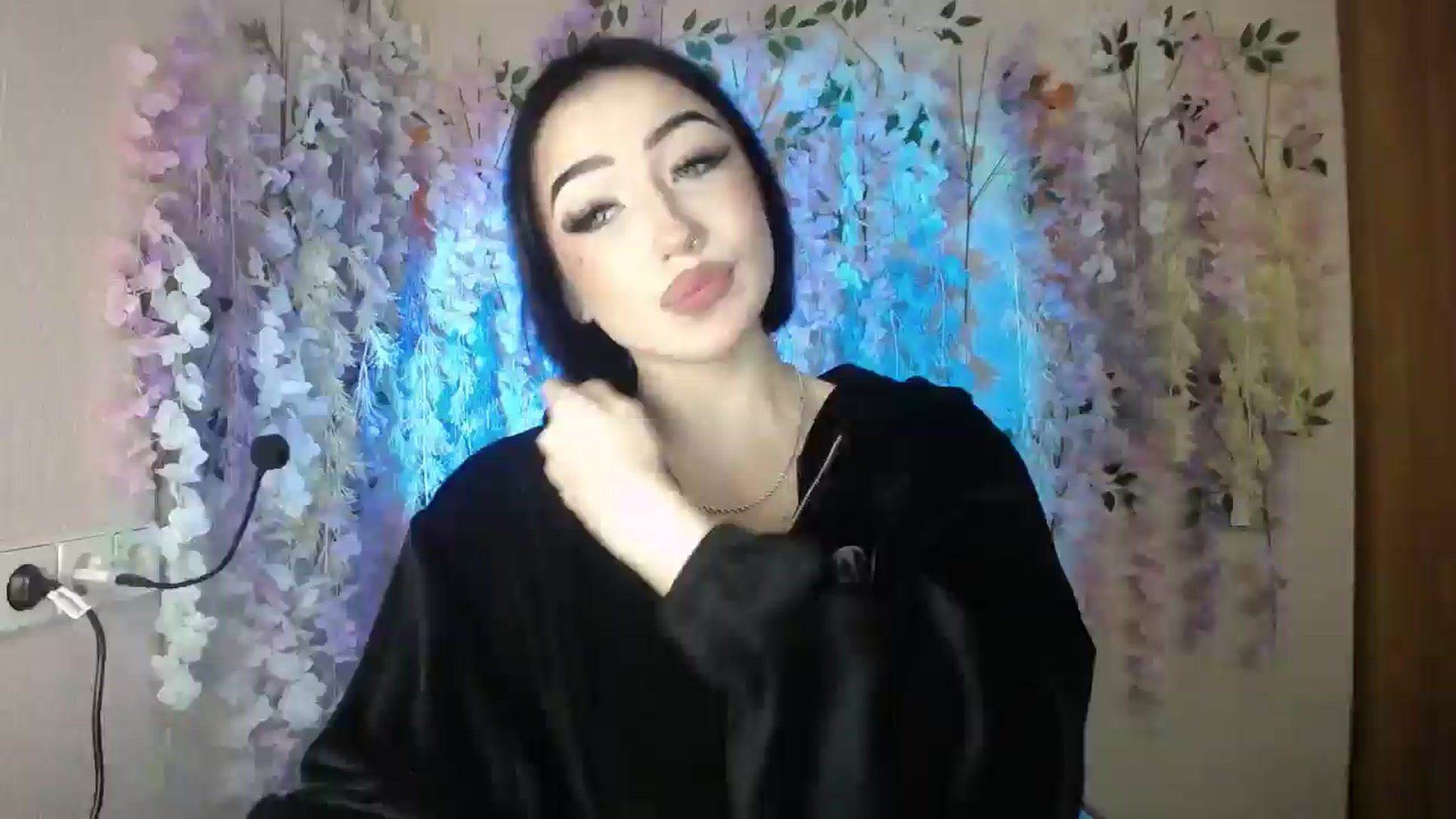 Gallery image thumbnail from Young_Evil's myfreecams stream on, 01/02/2026, 14:57 image 7 of 20