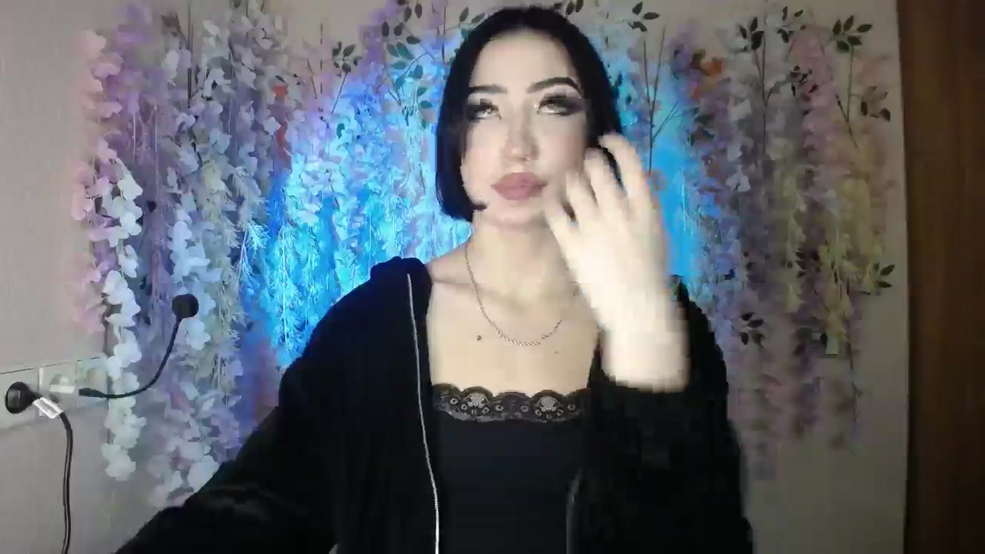 Gallery image thumbnail from Young_Evil's myfreecams stream on, 01/02/2026, 14:57 image 18 of 20