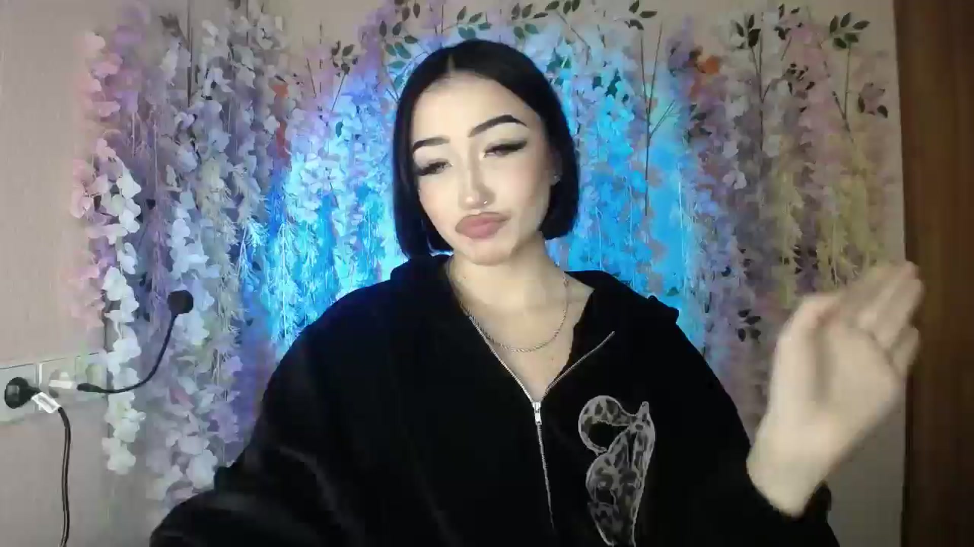 Gallery image thumbnail from Young_Evil's myfreecams stream on, 01/02/2026, 14:57 image 5 of 20