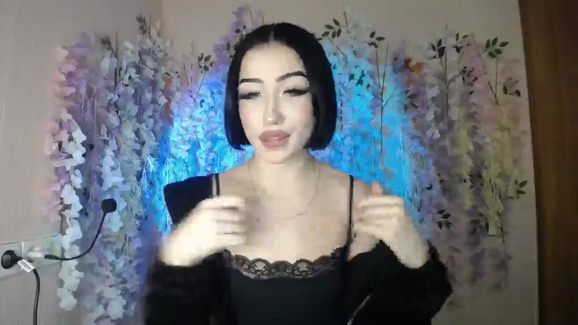 Gallery image thumbnail from Young_Evil's myfreecams stream on, 01/02/2026, 15:44 image 17 of 20