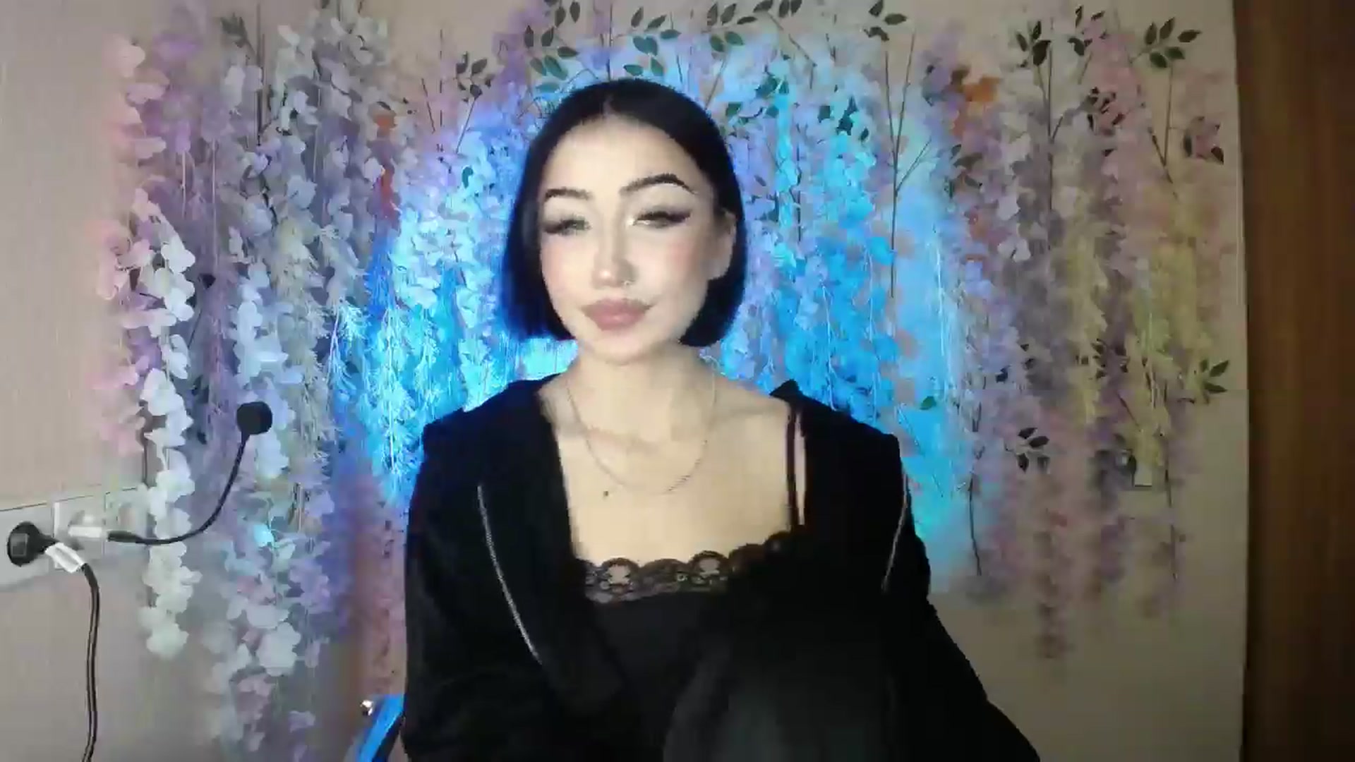 Gallery image thumbnail from Young_Evil's myfreecams stream on, 01/02/2026, 15:44 image 6 of 20