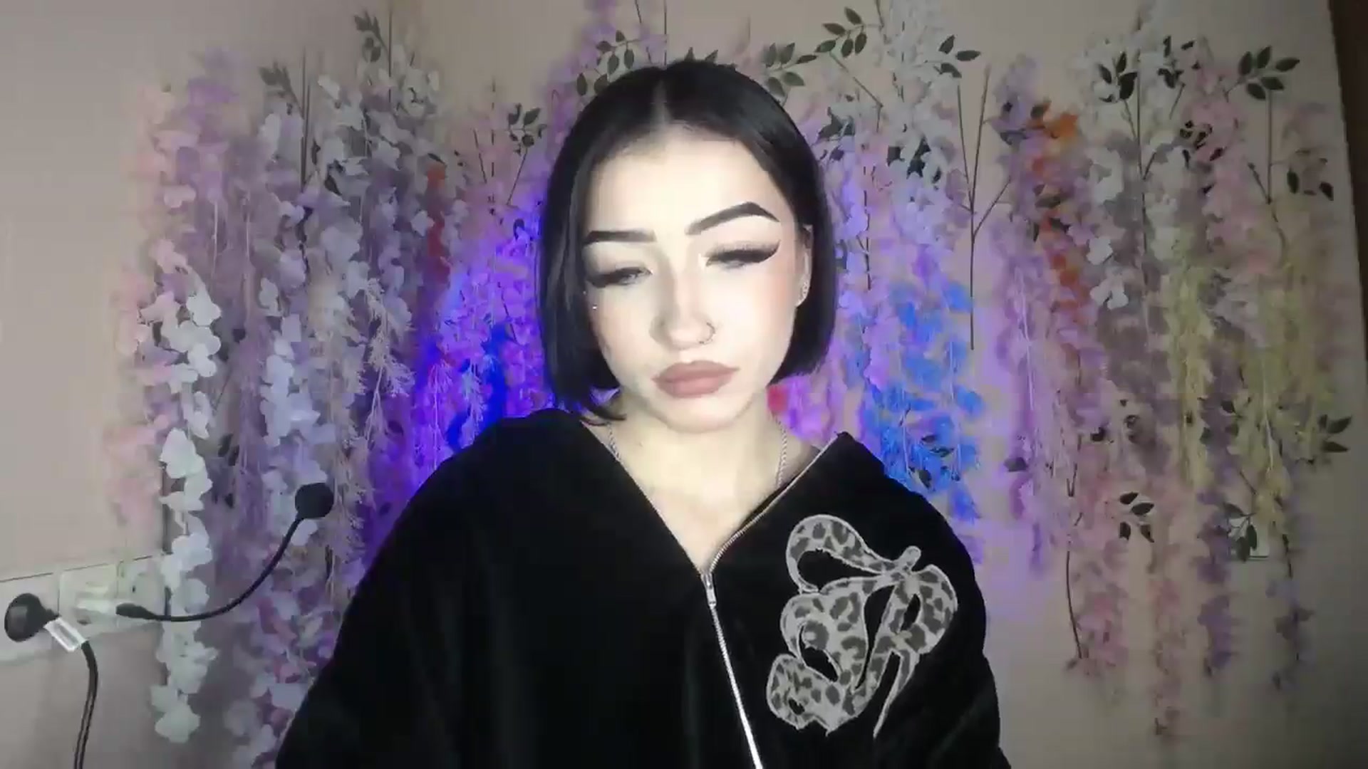 Gallery image thumbnail from Young_Evil's myfreecams stream on, 01/02/2026, 19:01 image 13 of 20
