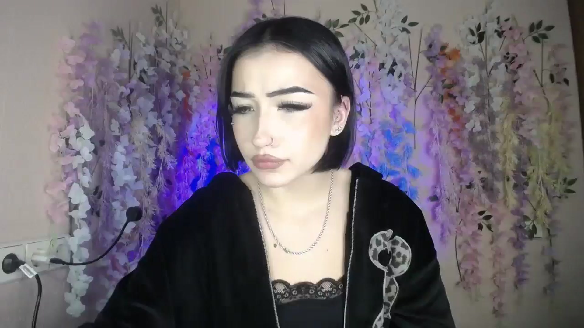 Gallery image thumbnail from Young_Evil's myfreecams stream on, 01/02/2026, 19:01 image 15 of 20