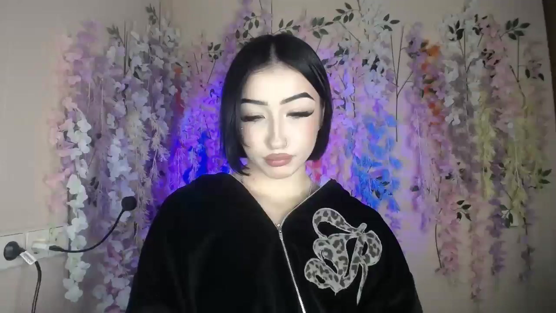 Gallery image thumbnail from Young_Evil's myfreecams stream on, 01/02/2026, 19:01 image 8 of 20