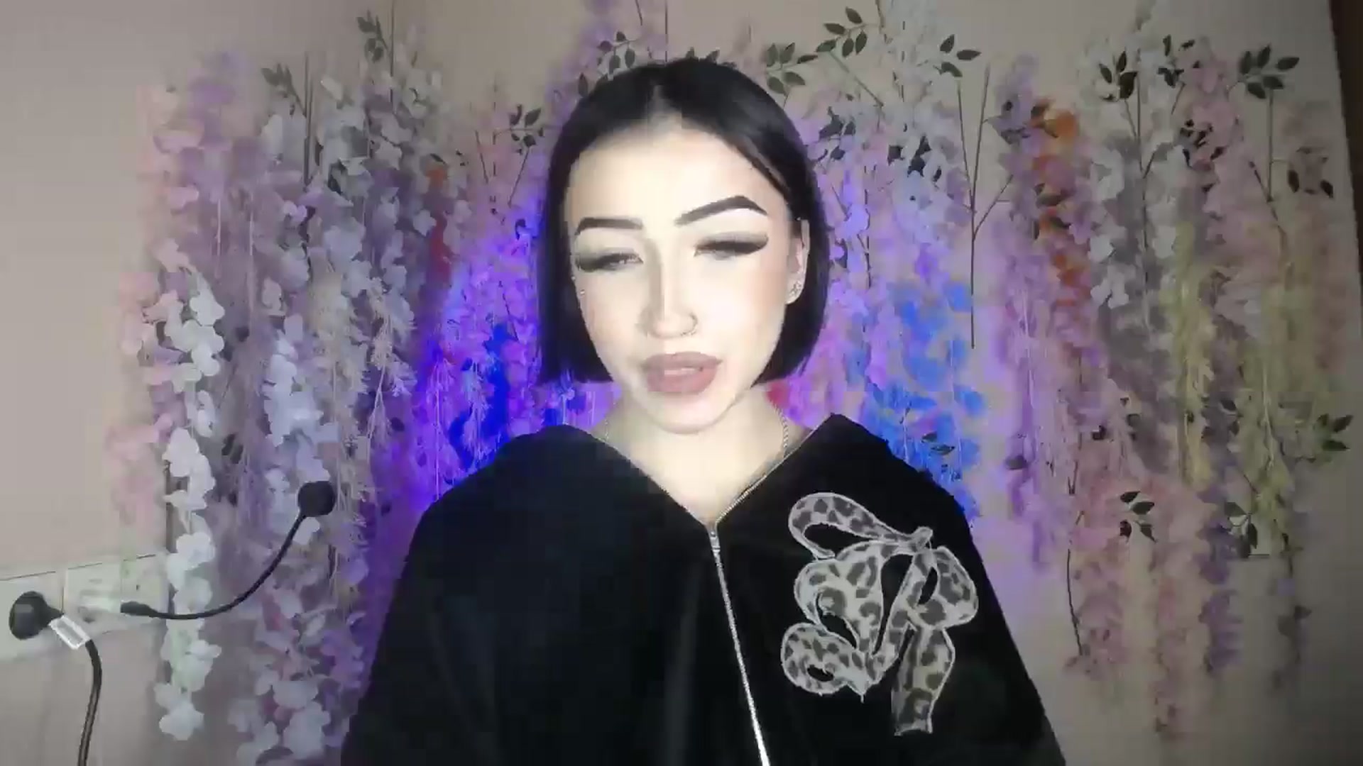 Gallery image thumbnail from Young_Evil's myfreecams stream on, 01/02/2026, 19:01 image 5 of 20