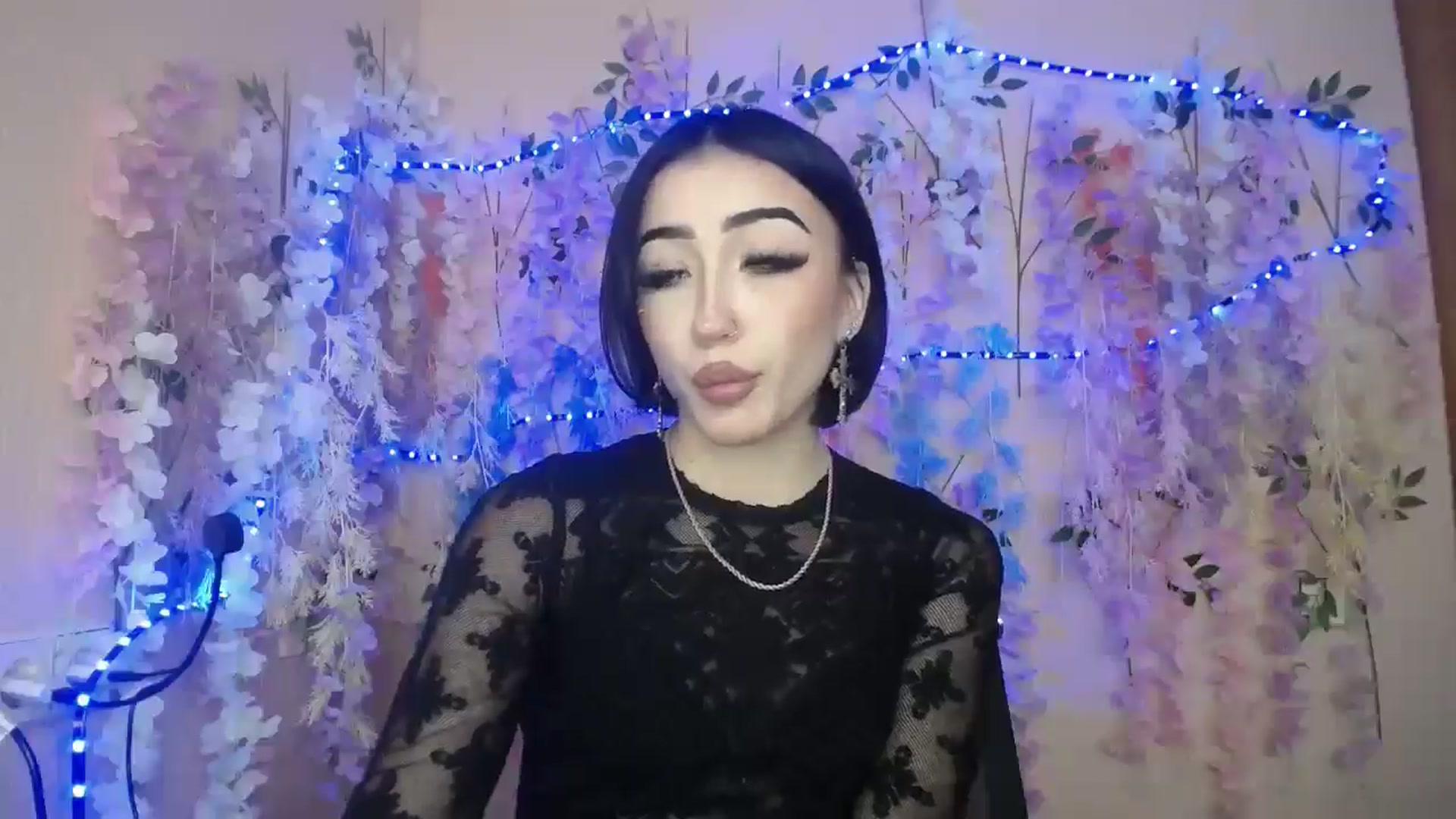 Gallery image thumbnail from Young_Evil's myfreecams stream on, 01/03/2026, 12:17 image 5 of 20