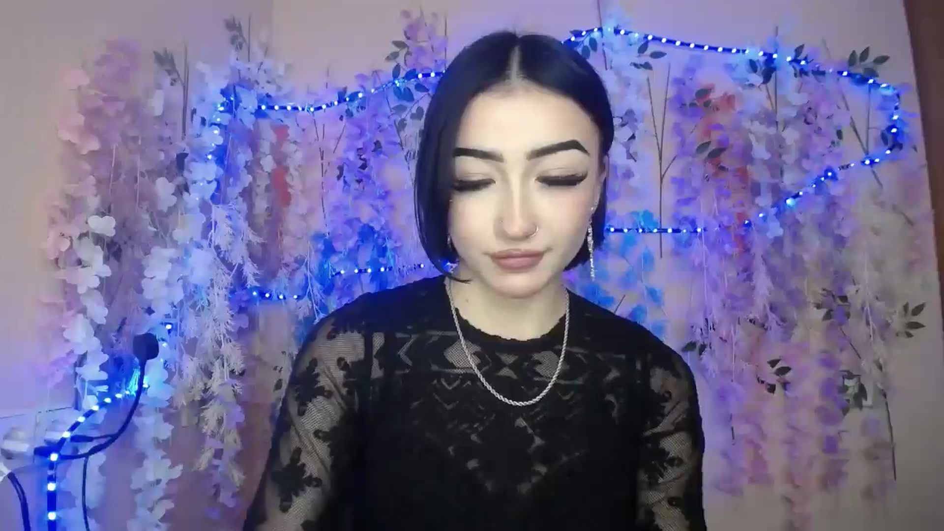 Gallery image thumbnail from Young_Evil's myfreecams stream on, 01/03/2026, 12:17 image 14 of 20